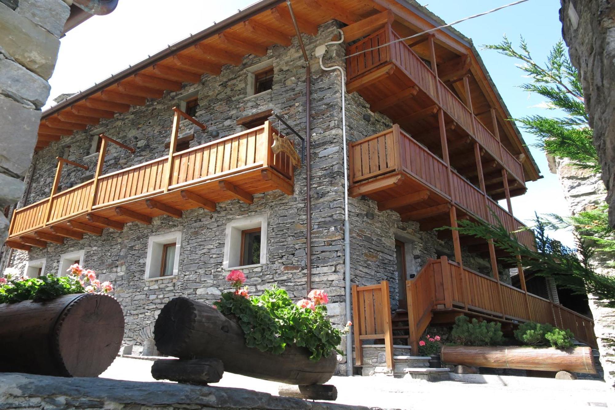 Le Petit Coeur Residence De Montagne La Salle Εξωτερικό φωτογραφία