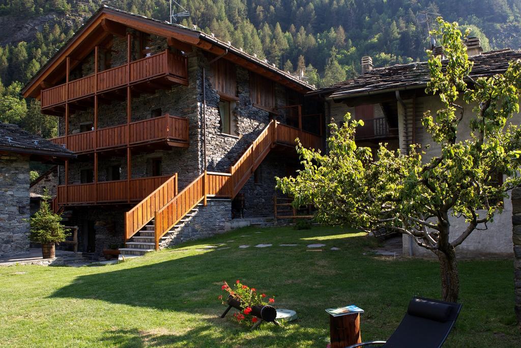 Le Petit Coeur Residence De Montagne La Salle Εξωτερικό φωτογραφία