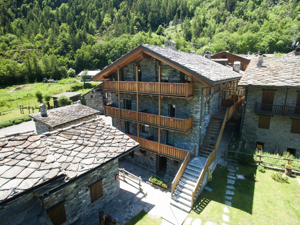 Le Petit Coeur Residence De Montagne La Salle Εξωτερικό φωτογραφία